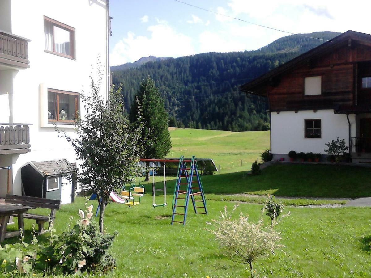 Pension Anderlehof Sankt Lorenzen im Lesachtal Екстериор снимка